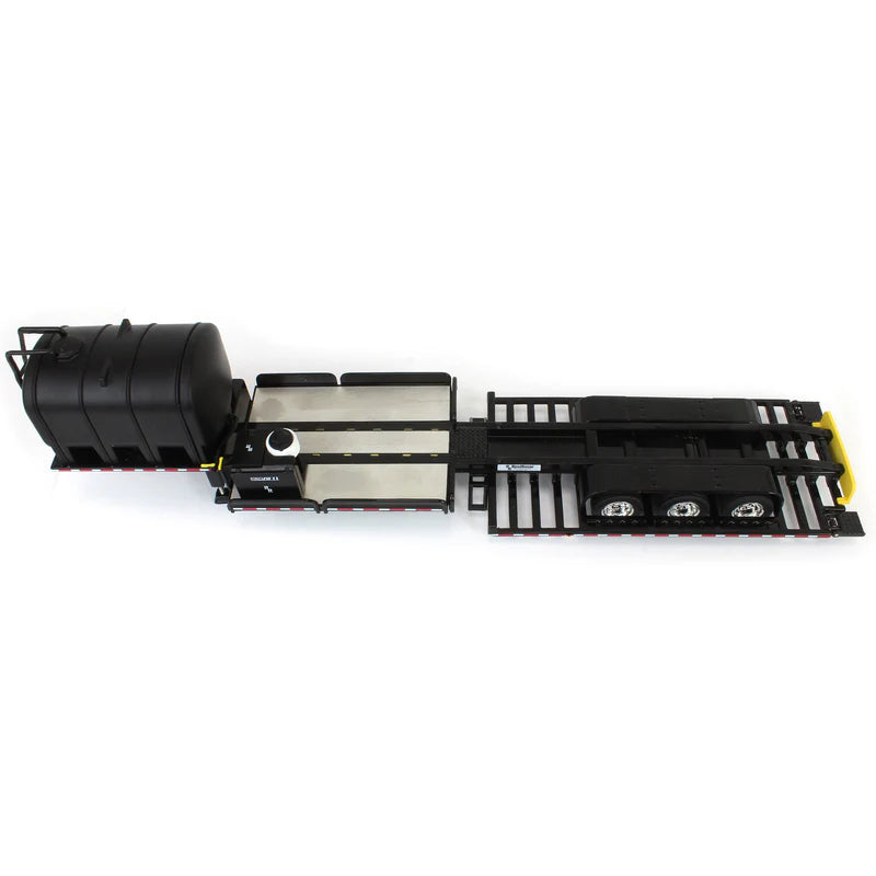 1/64 RoadRuner Manufacturing Model 4000 Sprayer Trailer