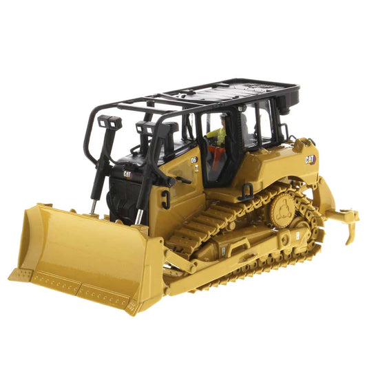 1/50 CAT D6 Track-Type Tractor with SU Blade, Diecast Masters High Line Series